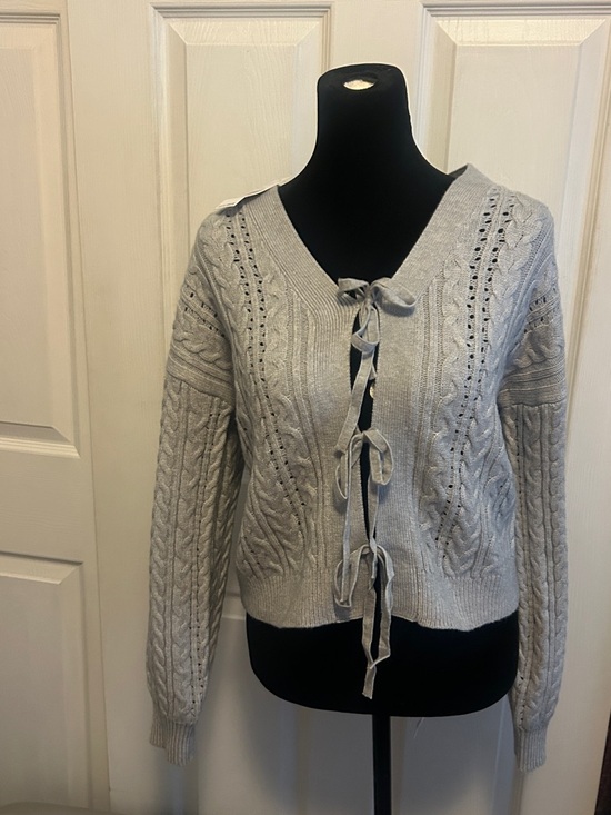 Aeropostale Sweaters - NWT Aeroposatle XS Tie-Front Cable Knit Cardigan Sweater in Light Gray F